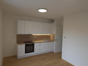 Pronájem bytu 2+kk, Praha - Chodov, K dubu, 38 m2