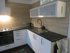 Prodej bytu 1+1, Bílovec, Radotínská, 42 m2