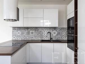 Pronájem bytu 4+kk, Praha - Střížkov, Zakšínská, 108 m2