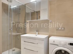 Pronájem bytu 2+kk, Praha - Vršovice, Arménská, 51 m2