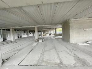 Pronájem kanceláře, Praha - Vysočany, Poděbradská, 1542 m2