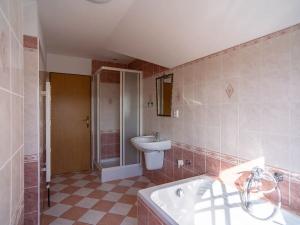 Prodej rodinného domu, Úpice, A. Bunzla, 219 m2