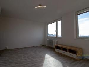 Pronájem bytu 1+kk, Praha - Černý Most, Doležalova, 34 m2