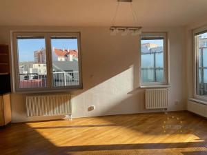 Prodej bytu 2+kk, Praha - Libeň, Drahobejlova, 68 m2