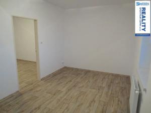 Pronájem bytu 2+kk, Kamenný Újezd, 5. května, 42 m2