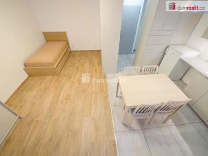 Pronájem bytu 1+1, Kladno, Amálská, 30 m2