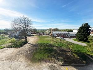 Pronájem ubytování, Slavkov u Brna, U Mlýna, 1320 m2