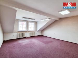 Pronájem kanceláře, Karlovy Vary - Rybáře, Sokolovská, 22 m2