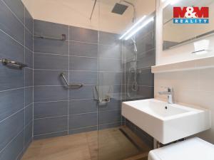 Prodej bytu 3+1, Praha - Řepy, Makovského, 65 m2