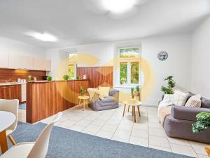 Prodej vícegeneračního domu, Malonty, 317 m2