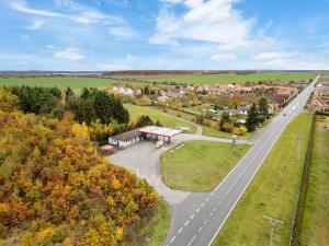 Prodej komerční nemovitosti, Lovčice, 100 m2