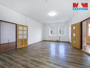 Prodej rodinného domu, Bezdružice, náměstí Kryštofa Haranta, 300 m2