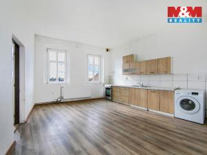 Prodej rodinného domu, Bezdružice, náměstí Kryštofa Haranta, 300 m2