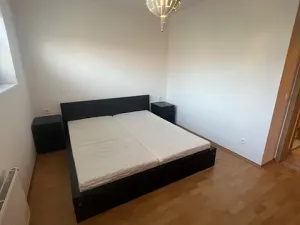 Pronájem bytu 2+kk, Praha - Malešice, Ungarova, 59 m2