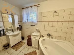 Prodej rodinného domu, Jakubov u Moravských Budějovic, 274 m2