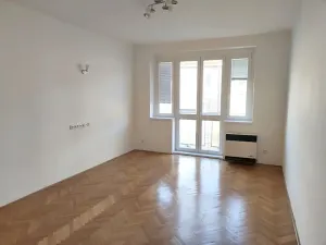 Pronájem bytu 2+1, Praha - Vršovice, Sámova, 50 m2
