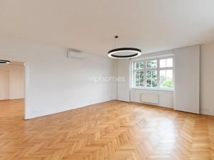 Pronájem bytu 3+1, Praha - Dejvice, 137 m2