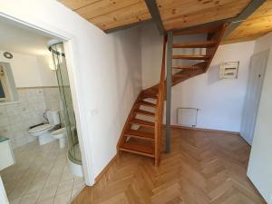 Pronájem bytu 2+kk, Praha - Smíchov, Plzeňská, 87 m2