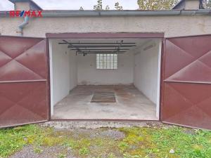 Pronájem garáže, Kostelec nad Labem, 17 m2