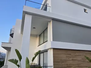 Prodej vily, Trikomo, Kypr, 127 m2