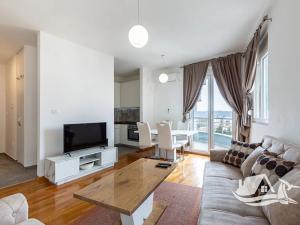 Prodej bytu 3+kk, Bečići, Černá Hora, 56 m2