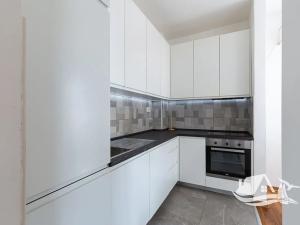 Prodej bytu 3+kk, Bečići, Černá Hora, 56 m2