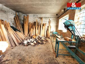 Prodej výrobních prostor, Vroutek - Vrbička, 308 m2