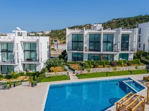 Prodej bytu 2+1, Agios Amvrosios Keryneias, Kypr, 75 m2