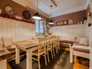 Prodej obchodního prostoru, Suchdol nad Lužnicí, Pražská, 180 m2