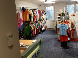 Pronájem kanceláře, Praha - Kyje, Vajgarská, 216 m2