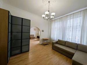 Pronájem bytu 2+kk, Karlovy Vary, Sokolovská, 41 m2