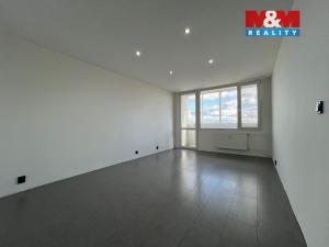 Prodej bytu 2+1, Chomutov, Holešická, 63 m2