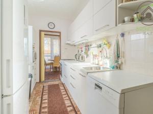 Prodej bytu 3+1, Praha - Háje, Štichova, 85 m2