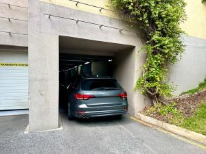 Prodej garážového stání, Praha - Hostivař, Rižská, 12 m2