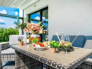 Pronájem rodinného domu, Přezletice, Školní, 120 m2