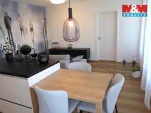 Pronájem bytu 2+kk, Praha - Horní Měcholupy, 52 m2