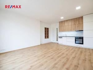 Pronájem bytu 1+kk, Beroun, Na Parkáně, 40 m2