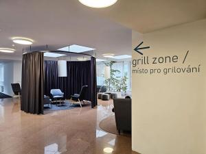 Pronájem bytu 1+1, Praha - Jinonice, Peroutkova, 30 m2