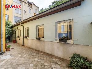 Prodej kanceláře, Praha - Karlín, Pernerova, 60 m2