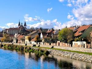 Prodej atypického bytu, Třebíč, Na Úbočí, 23 m2