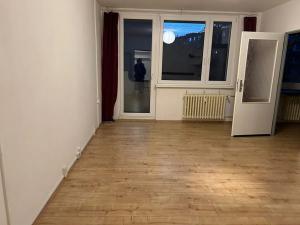 Pronájem bytu 4+kk, Praha - Hlubočepy, Pivcova, 90 m2