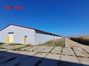 Prodej skladu, Dolní Chvatliny, 3690 m2