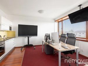 Pronájem bytu 2+kk, Praha - Kunratice, Vídeňská, 56 m2