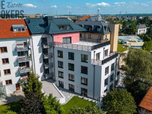 Prodej bytu 2+kk, Praha - Suchdol, U hotelu, 52 m2