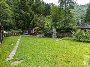 Prodej ubytování, Pec pod Sněžkou, 415 m2