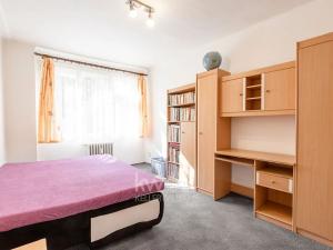 Pronájem bytu 4+kk, Praha - Smíchov, Stroupežnického, 80 m2