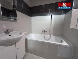 Prodej bytu 2+1, Karviná - Nové Město, Nedbalova, 58 m2