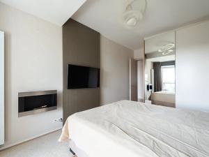 Pronájem bytu 2+kk, Praha - Smíchov, Zdíkovská, 75 m2