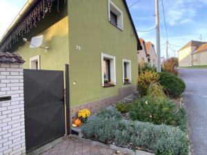 Prodej rodinného domu, Radkovice u Budče, 200 m2