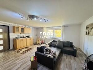 Prodej rodinného domu, Martiněves, 250 m2